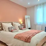 Le Naga - Confortable Avec Vue Sur La Cathedrale Lejlighed