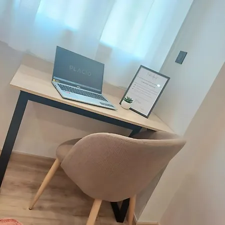 Le Naga - Confortable Avec Vue Sur La Cathedrale *