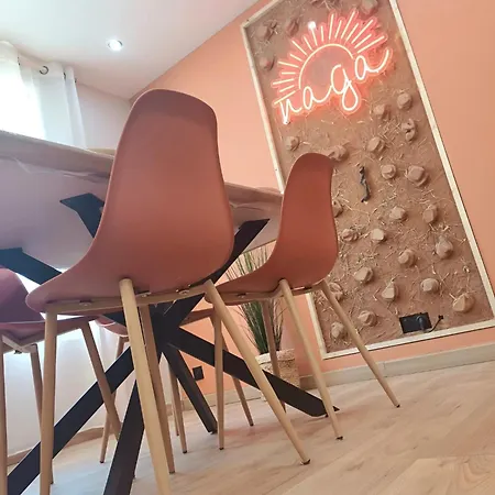 Apartment Le Naga - Confortable Avec Vue Sur La Cathedrale