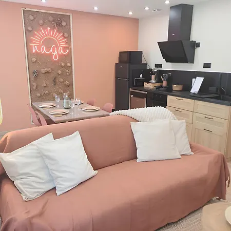 Le Naga - Confortable Avec Vue Sur La Cathedrale Apartment