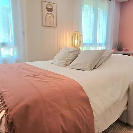 Apartamento Le Naga - Confortable Avec Vue Sur La Cathedrale Beauvais